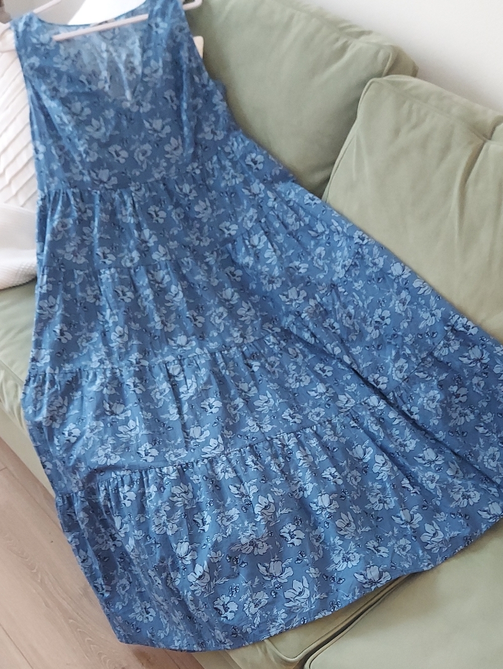 Universal Thread Blue Floral Maxi Dress - Picture 5 of 10